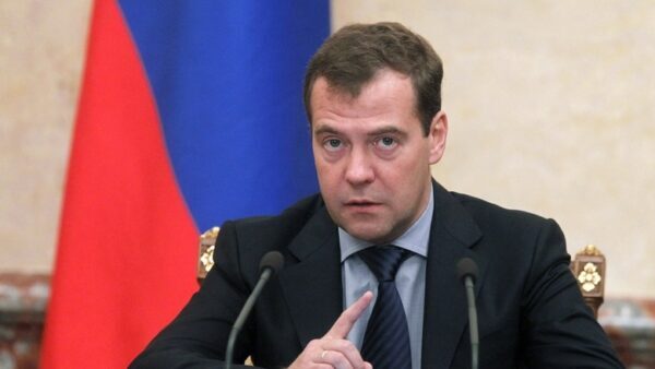 Дмитрий Медведев не собирается идти на выборы президента РФ
