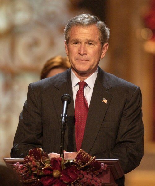Джордж Буш-старший обозвал Трампа хвастуном