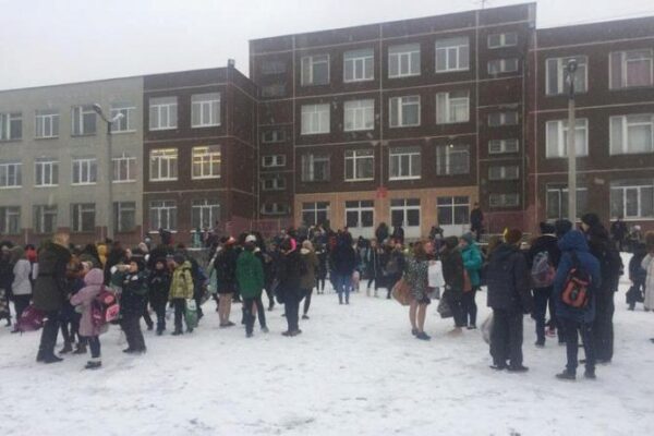 Екатеринбург накрыла новая волна эвакуаций