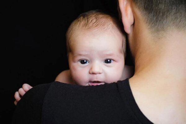 Эксперты: Младенцы запоминают лица людей быстрее взрослых