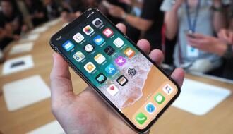 Флагман Apple: покупатели iPhone X жалуются на дефектные экраны