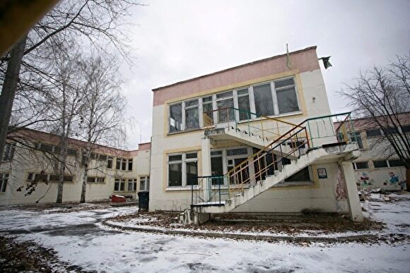 Как тысяча жителей Екатеринбурга спасла детский сад от застройщика