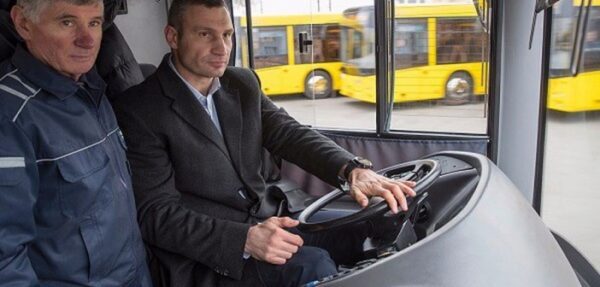 Кличко: в детсаду мечтал быть водителем автобуса
