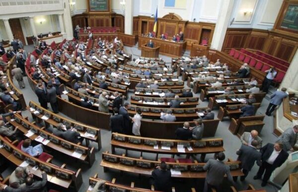 Комитет ВРУ решил отказаться от поправки о разрыве дипотношений с РФ