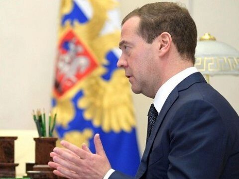 Медведев: Рост доходов россиян - важное изменение тренда
