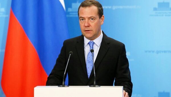 Медведев вылетел на Филиппины на саммит АСЕАН