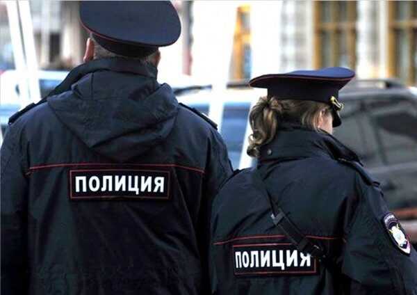 Мужчина с гранатой пытался ограбить банк в Москве