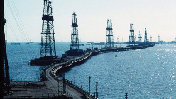 Нефть Brent подпрыгнула выше 63,5 долларов за баррель