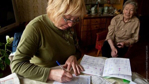 Нижегородская область занимает 1 место в ПФО по зарплатам соцработников