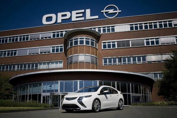 Opel в 2024 году откажется от ДВС