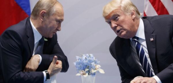 Песков назвал темы, которые Путин и Трамп обсудили на саммите АТЭС