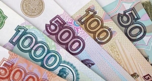 По предварительным сведениям, все наличные средства из «банков» Луганска вывезли в РФ