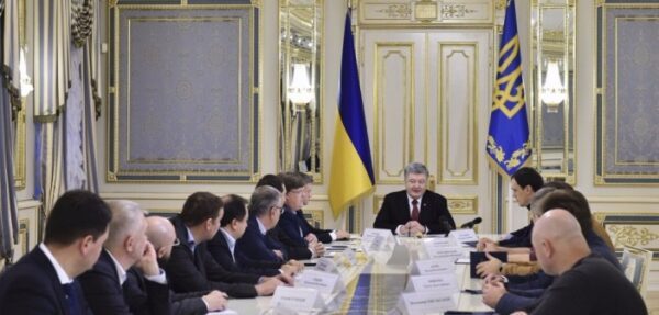 Порошенко подписал законы по поддержке украинского кино