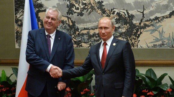 Президенты Чехии и России встретятся 21 ноября в Сочи