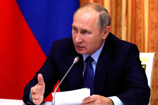 Путин пообещал выделить 1 млрд руб. на поддержку талантливой молодежи