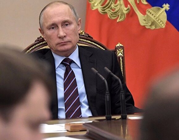 Путин представит к государственным наградам губернаторов, отправленных им в отставку