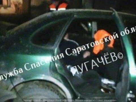 Пьяные пассажиры и водитель иномарки пострадали в ДТП под Пугачевом