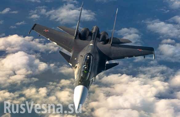 Резкий манёвр: Су-30 запугал пилотов самолёта ВВС США над Чёрным морем