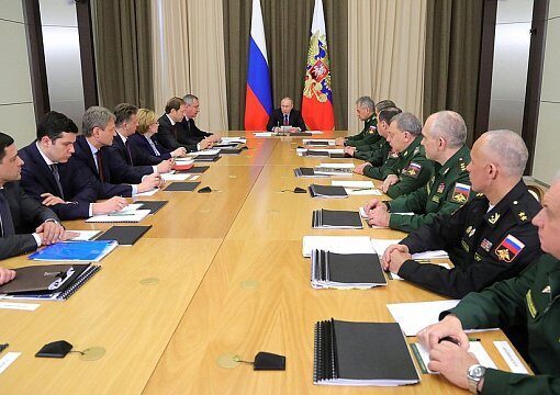 Русский бизнес должен быть готов к увеличению производства военной продукции — Путин