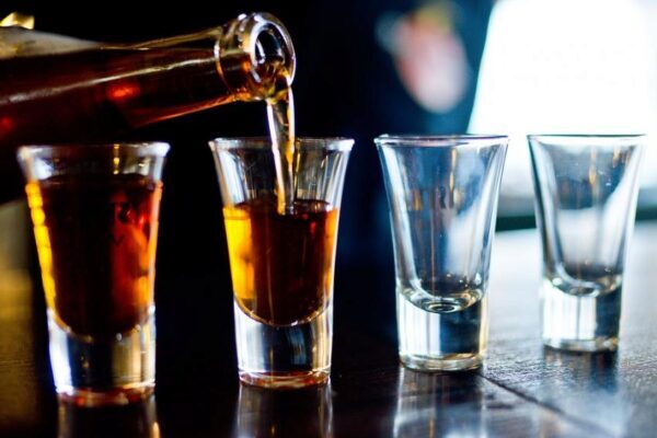 Социологи: Москвичи пьют чаще нигерийцев и китайцев, но реже уругвайцев