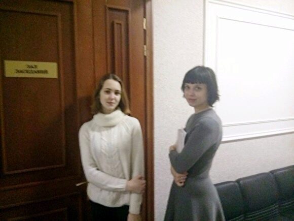Суд не стал отменять штраф 17-летней студентке, задержанной на митинге Навального