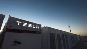 Tesla завершила в Австралии строительство крупнейшего аккумулятора мощностью в 100 МВт