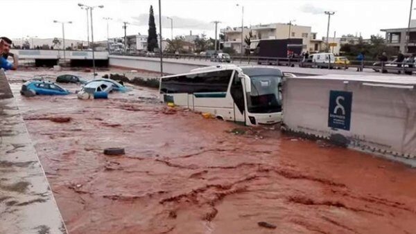 Три человека погибли при наводнении в Греции