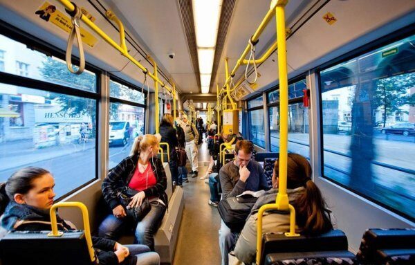 Учёные: поездки в автобусах и метро провоцируют развитие болезней