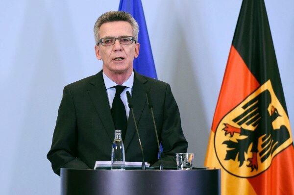 В Германии глава МВД не исключил риск совершения терактов в стране