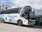 В Киеве пассажирский автобус на скорости протаранил грузовик