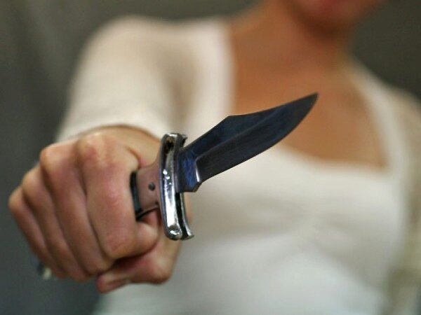 В Ленобласти девушка ударила ножом подругу из-за iPhone
