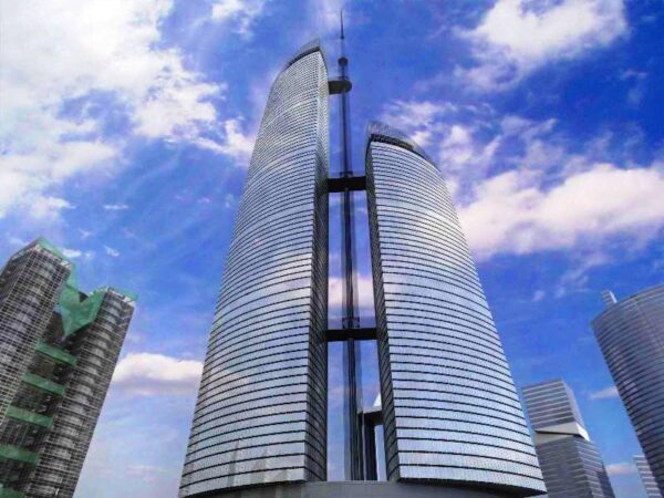 В «Москва-сити» достроили самый высокий небоскреб Европы