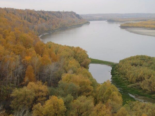 В Новосибирской области в Оби произошёл крупный разлив нефти