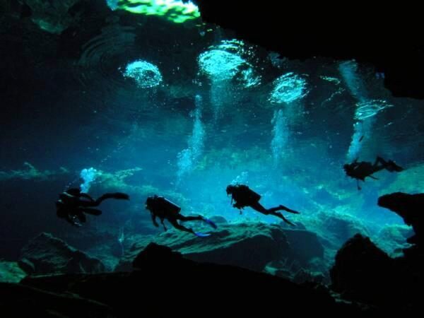 В пещерах Юкатана обнаружена экосистема, содержащая метан