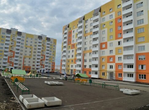 В Саратовской области на контроле Фонда ЖКХ остаются 33 дома для «аварийников»