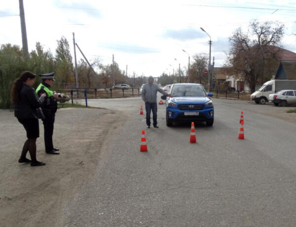 В Астрахани шофёр иномарки сбил школьницу