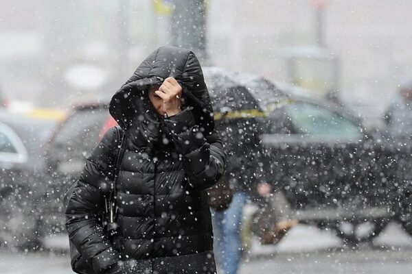 Ветер, метель, гололедица: в 3-х областях Казахстана объявлено штормовое предупреждение