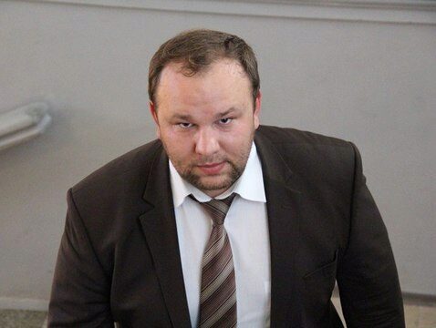 Владимир Писарюк подал заявление о сдаче мандата