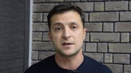 Владимир Зеленский резко раскритиковал попытки СБУ запретить сериал «Сваты»