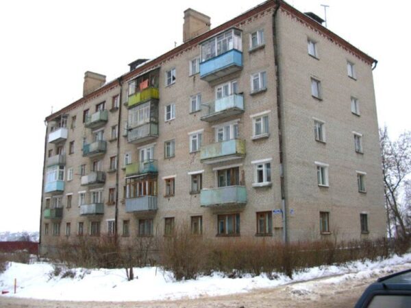 Власти Киева планируют освободиться от 3 тыс. старых домов
