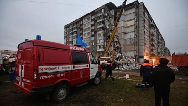 Власти Удмуртии дадут новые квартиры жильцам обрушившегося дома в Ижевске