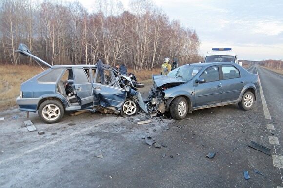 В лобовом столкновении на трассе Екатеринбург — Курган один человек погиб, пять пострадали