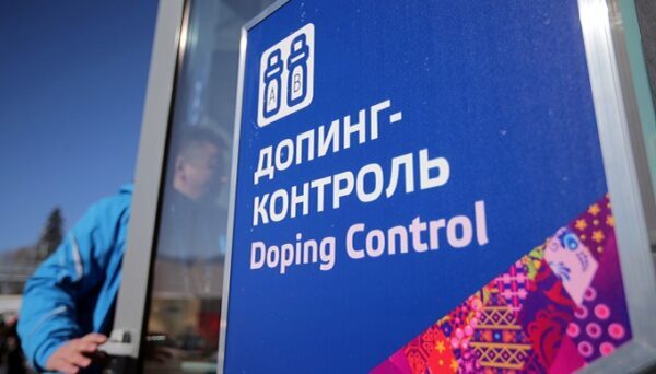 Вылегжанин и еще три русских лыжника отстранены МОК от Олимпиад
