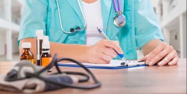 Зарплату свердловских врачей повысят до 62 тыс. рублей