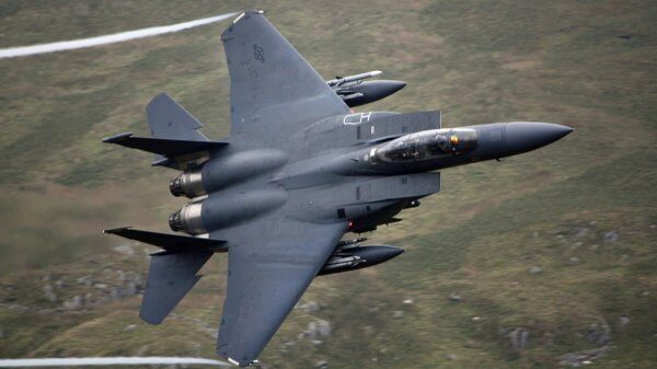 Американские истребители F-15 оснастят лазерным оружием