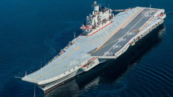 Авианосец «Адмирал Кузнецов» направлен на ремонт