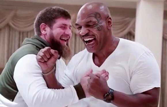 Боксер Майк Тайсон приезжал в гости к Рамзану Кадырову в Чечню