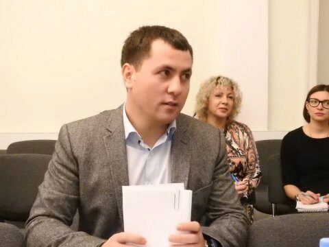 Чернов предложил процедуру «антипризнания» домов памятниками