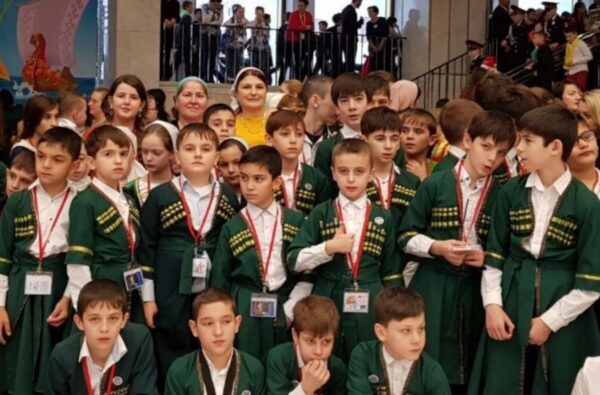 Дети из ЧР участвуют в Кремлёвской новогодней ёлке