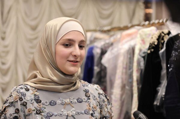 Дочь Кадырова открыла магазин интимных товаров и нижнего белья